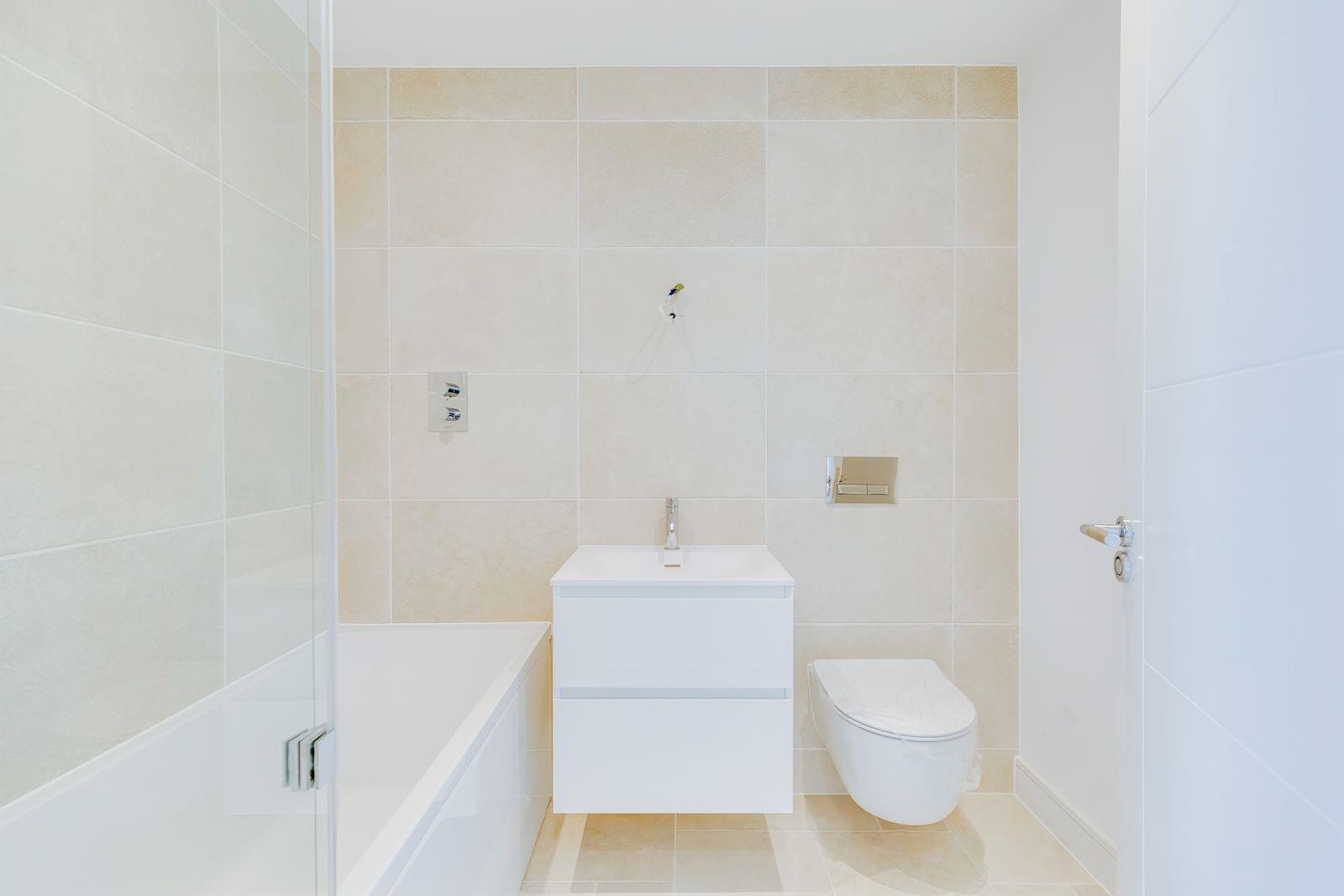 Apartment 4, Windsor Gardens, 56A Windsor Road, Penarth, CF64 1JJ